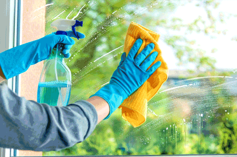 aidepourtout-entretien-nettoyage-vitres-desinfection-mutiservice